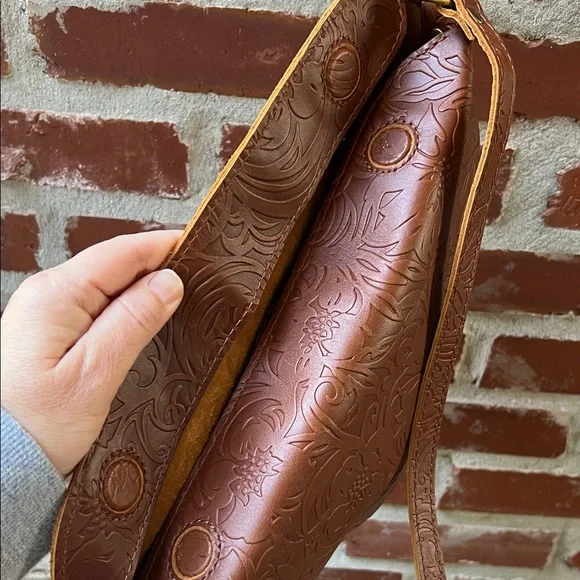 Portland Leather Goods Large Koala Bag in Meadow - Picture 10 of 11